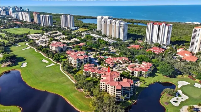 a bunch of flowers in a garden