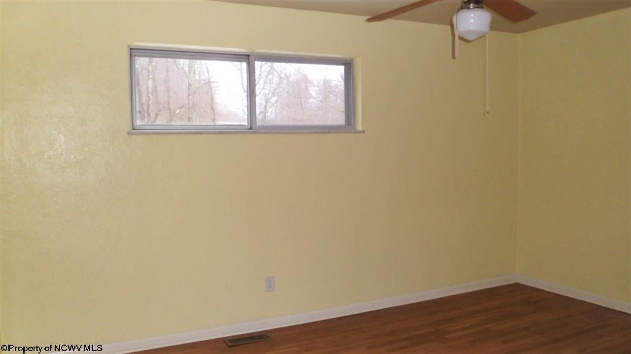 1881 Bunner Ridge Road Fairmont, WV 26554 - Photo 8 of 18 Gallery Image 8