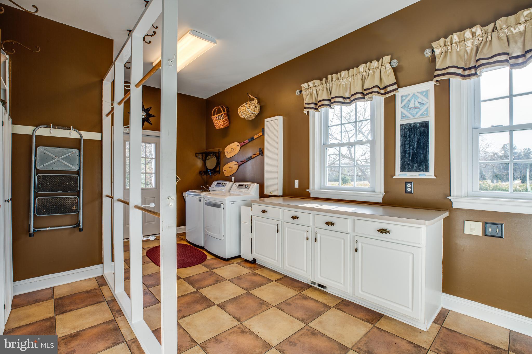 16085 Little Ferry Road King George, VA 22485 - Photo 21 of 72 Large laundry room with fabulous storage!