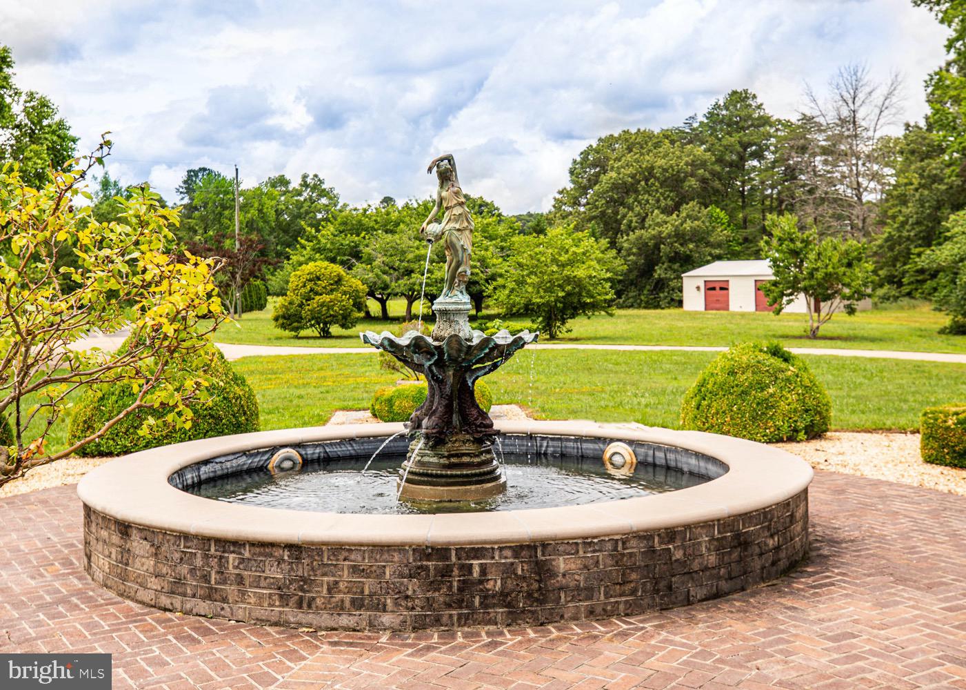 16085 Little Ferry Road King George, VA 22485 - Photo 4 of 72 Beautiful Water Feature