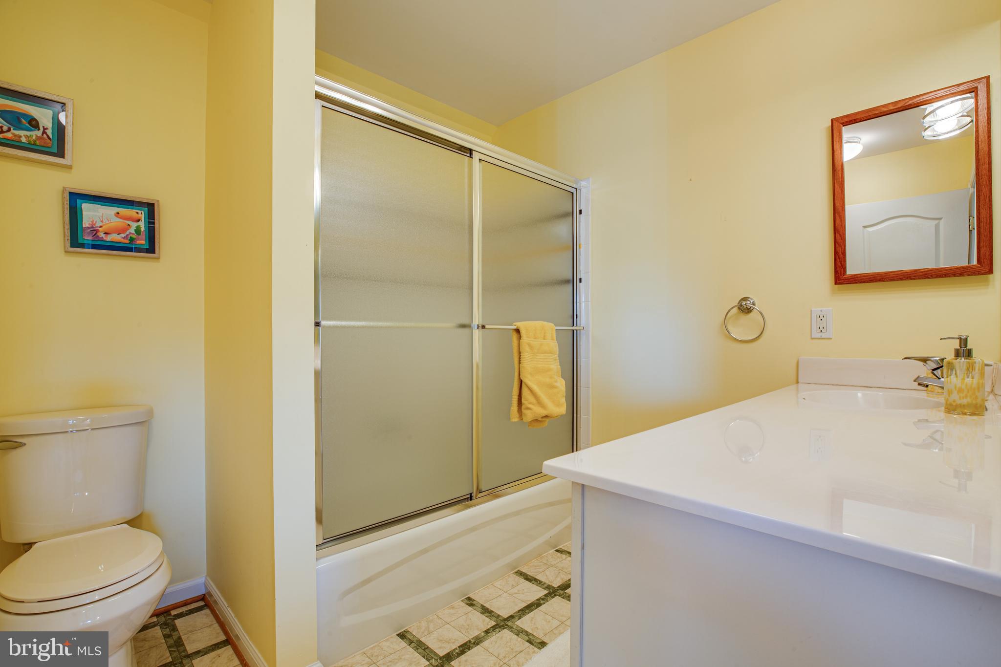 16085 Little Ferry Road King George, VA 22485 - Photo 31 of 72 Attached full bathroom