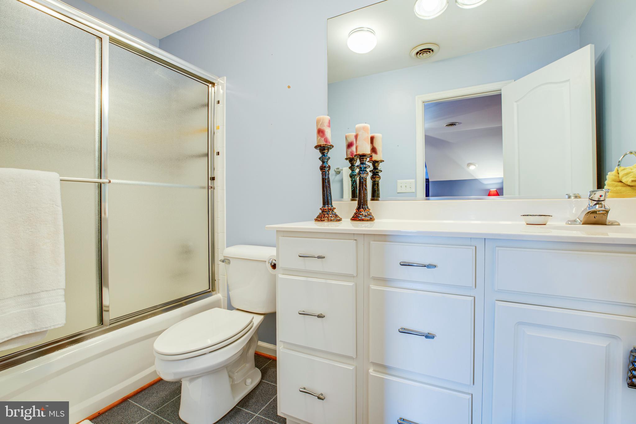 16085 Little Ferry Road King George, VA 22485 - Photo 34 of 72 Full Attached Bathroom