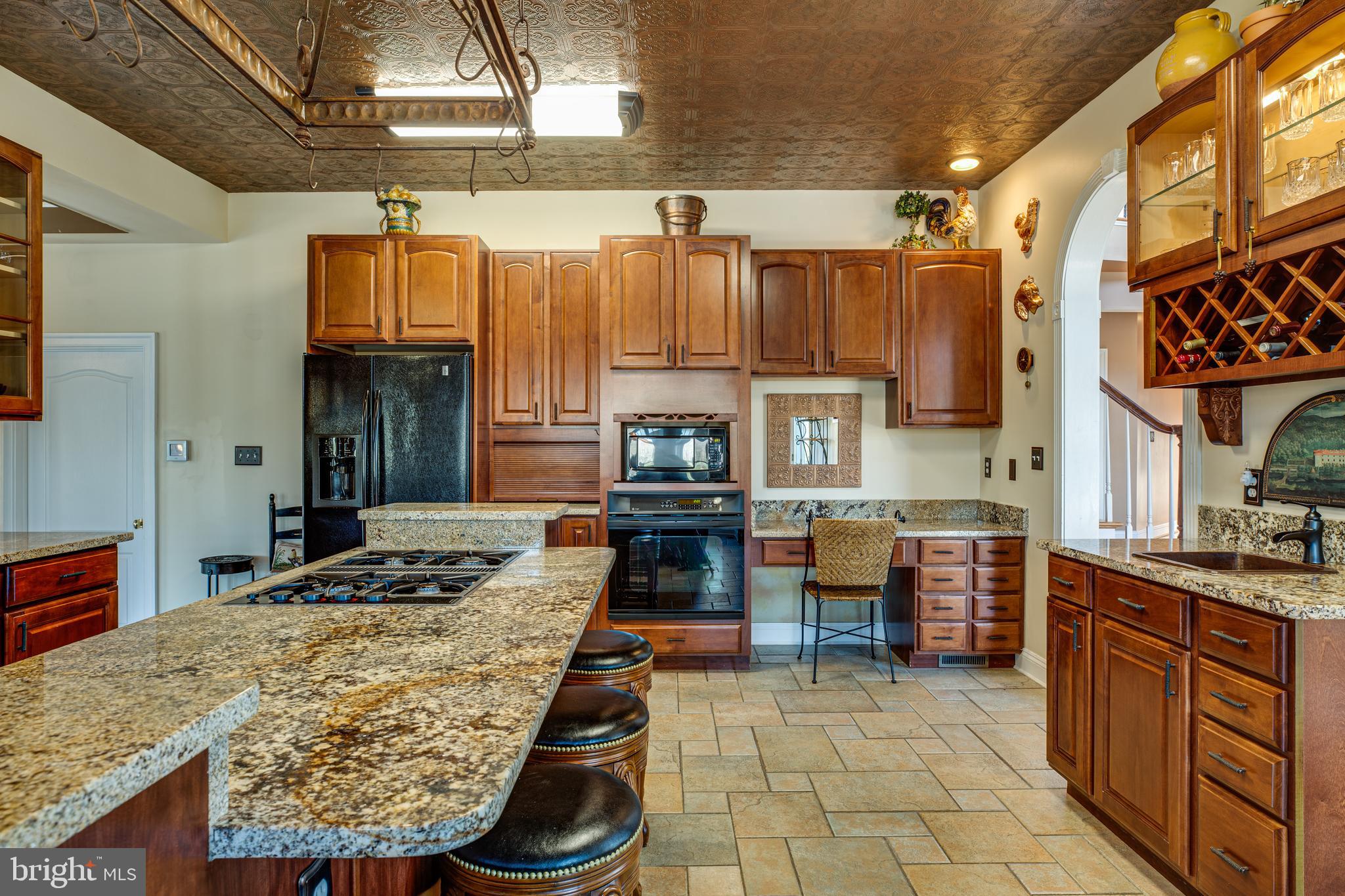 16085 Little Ferry Road King George, VA 22485 - Photo 8 of 72 Wonderful breakfast bar space