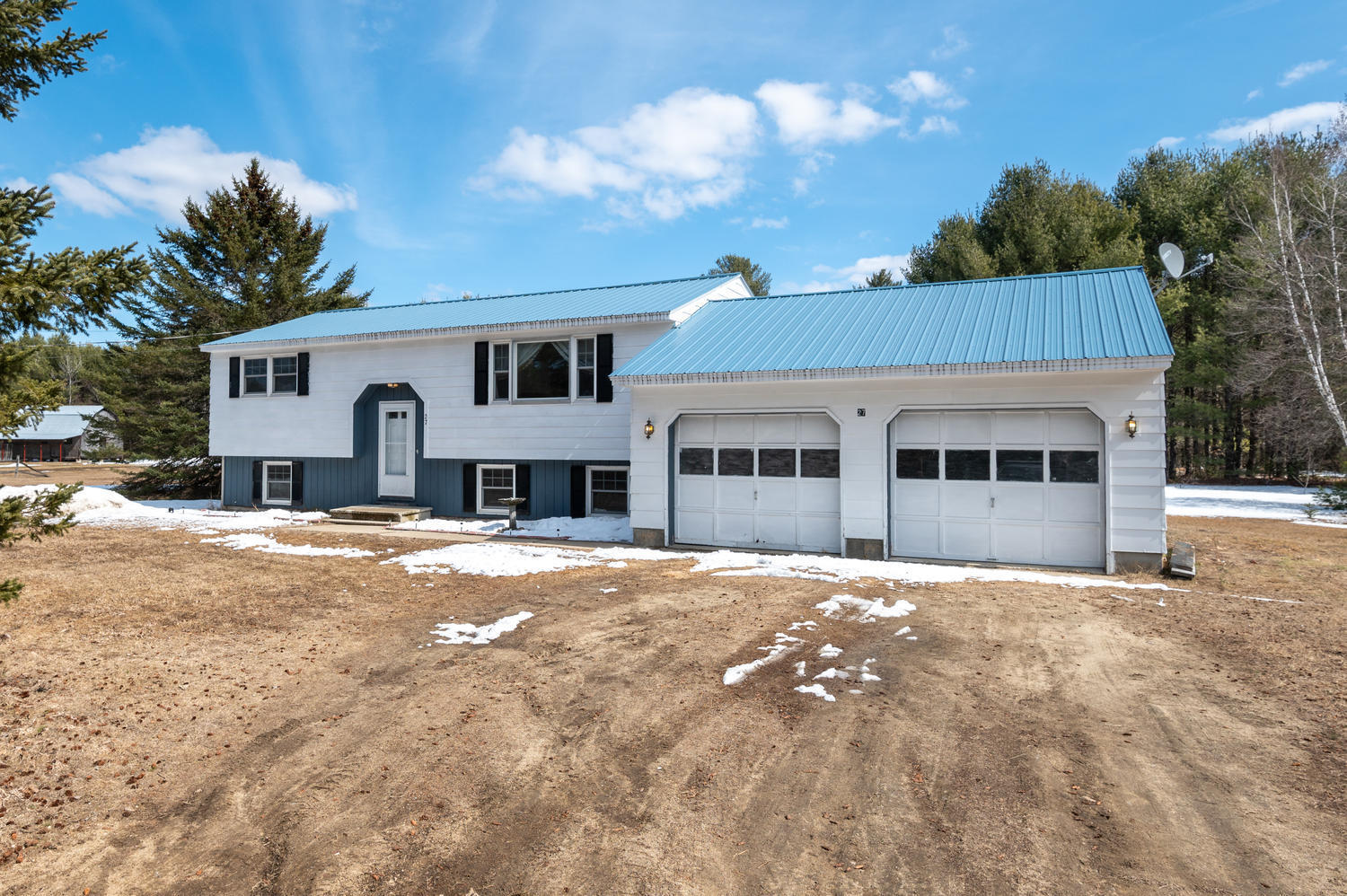 27 Coldwater Brook Road Oxford, ME 04270 - Photo 2 of 35 Exterior Front