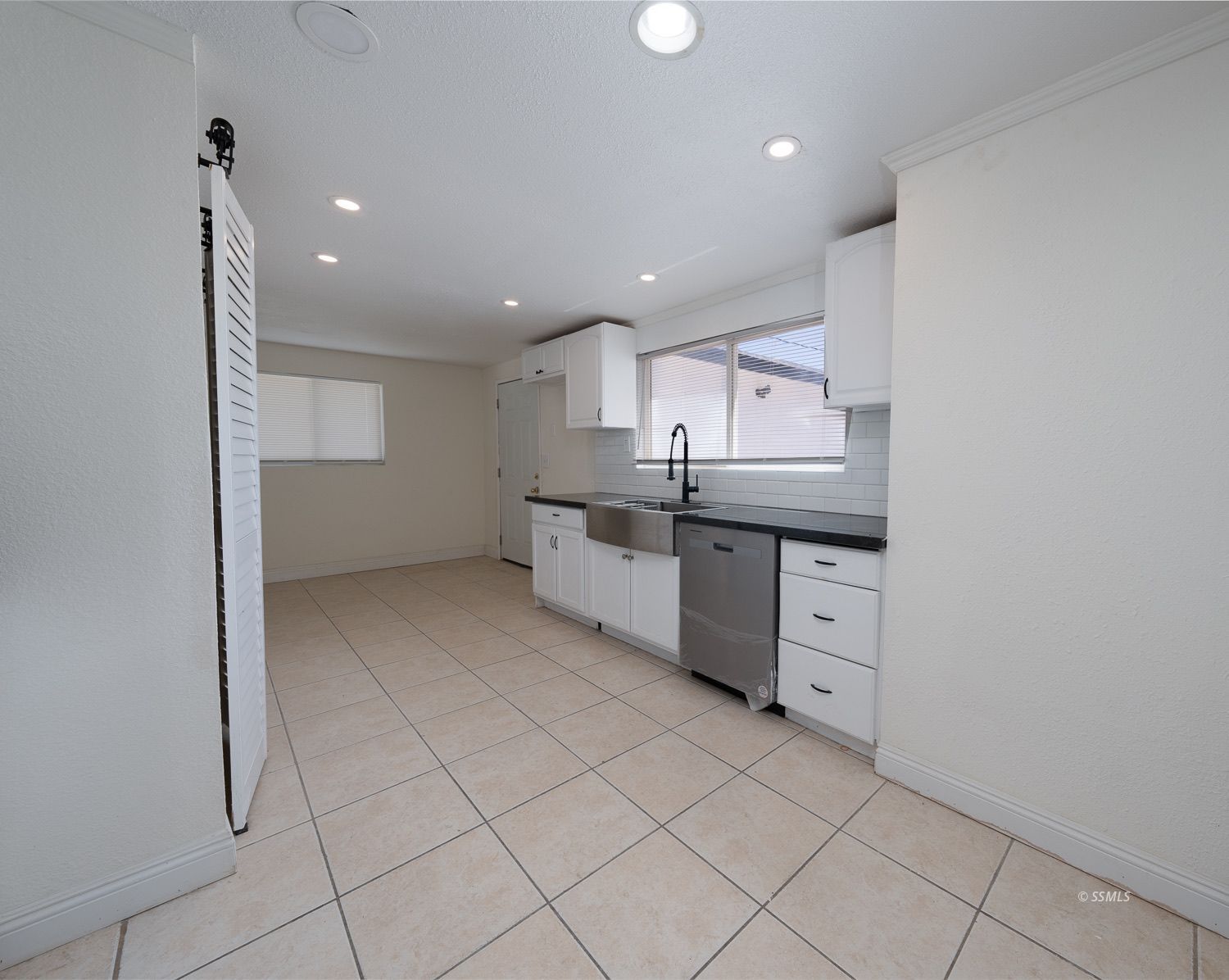 320 North Helena Street Ridgecrest, CA 93555 - Photo 17 of 39