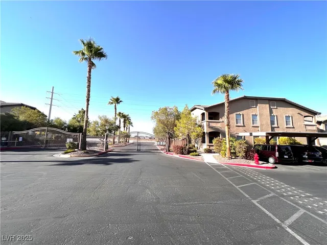$1,500 | 8985 South Durango Drive, Unit 2073, Las Vegas, NV 89113
