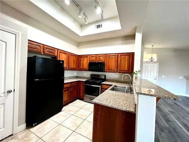 $1,500 | 8985 South Durango Drive, Unit 2073, Las Vegas, NV 89113