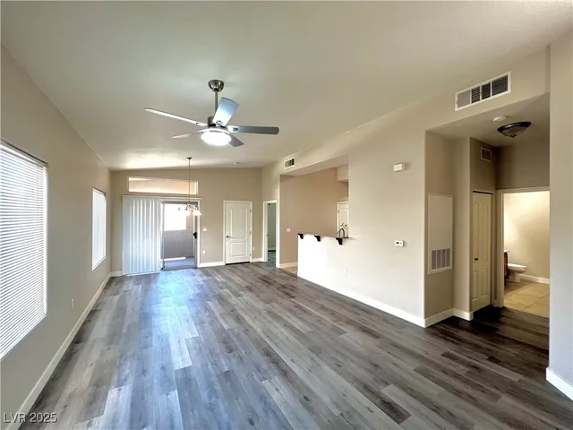 $1,500 | 8985 South Durango Drive, Unit 2073, Las Vegas, NV 89113