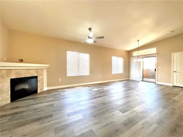 $1,500 | 8985 South Durango Drive, Unit 2073, Las Vegas, NV 89113