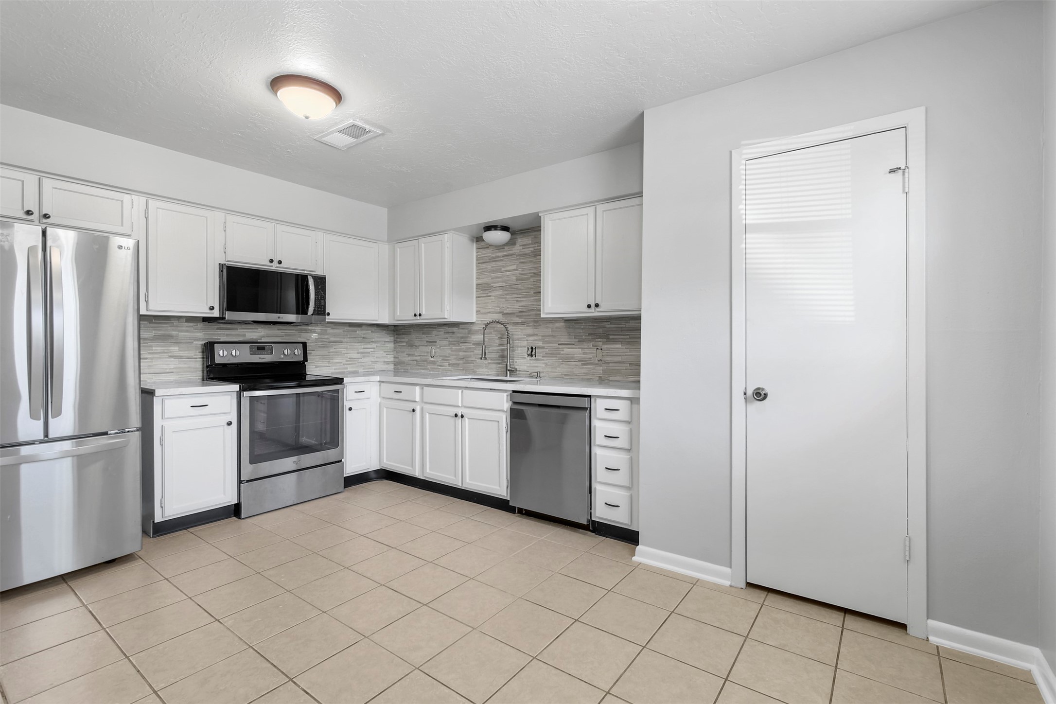 4215 A Louetta Road Spring, TX 77388 - Photo 8 of 11