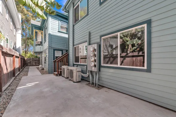 $1,250,000 | 1226 E Street, Sacramento, CA 95814