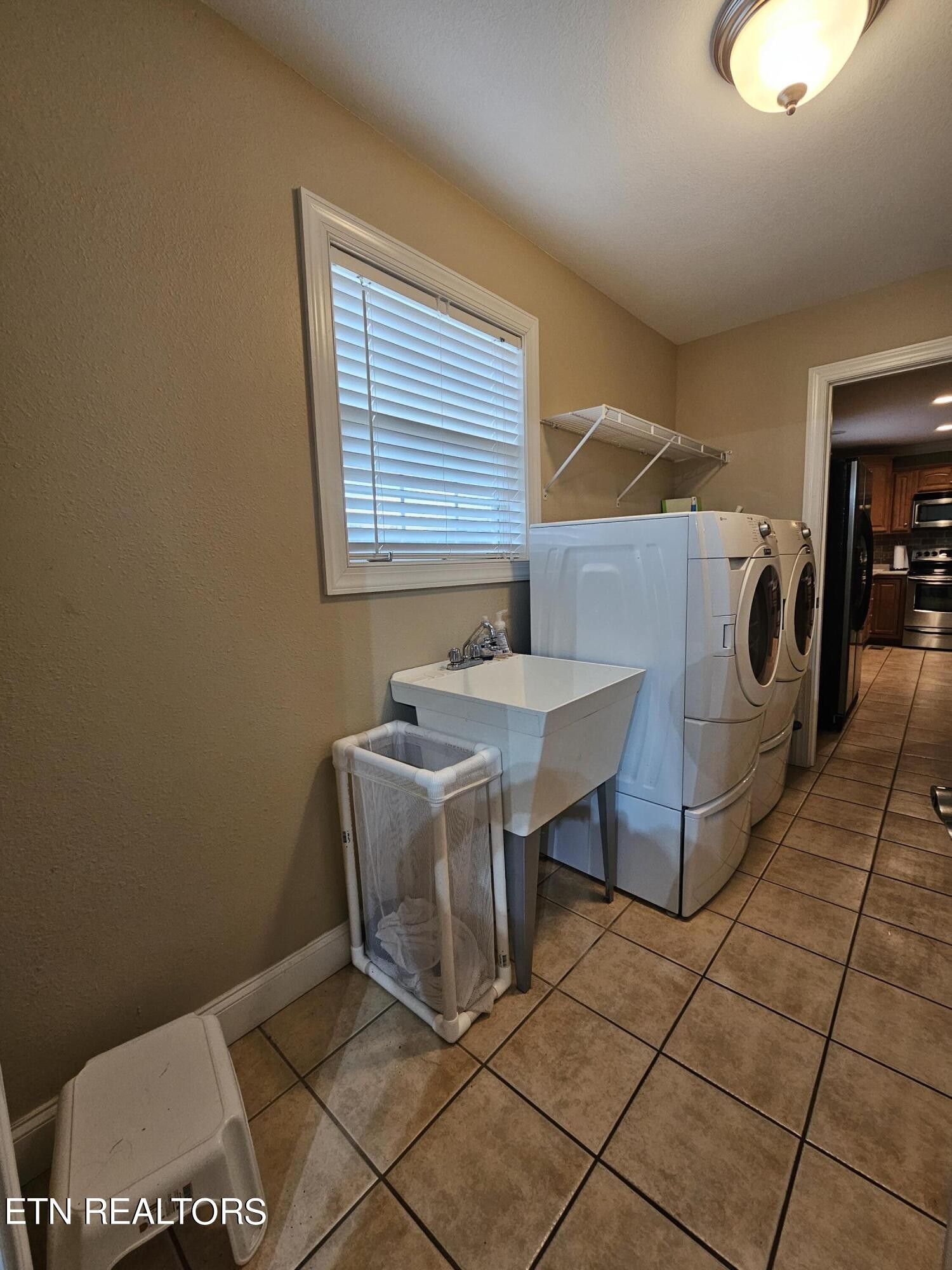 4218 Pea Ridge Road Maryville, TN 37804 - Photo 17 of 42 Gallery Image 17