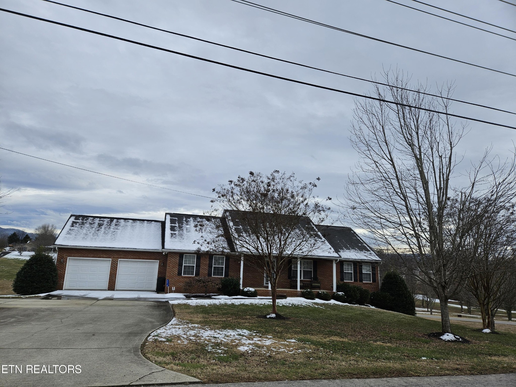 4218 Pea Ridge Road Maryville, TN 37804 - Photo 2 of 42 Gallery Image 2