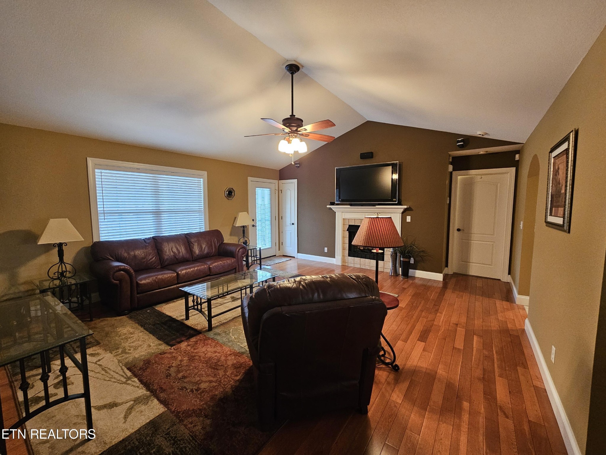 4218 Pea Ridge Road Maryville, TN 37804 - Photo 8 of 42 Gallery Image 8