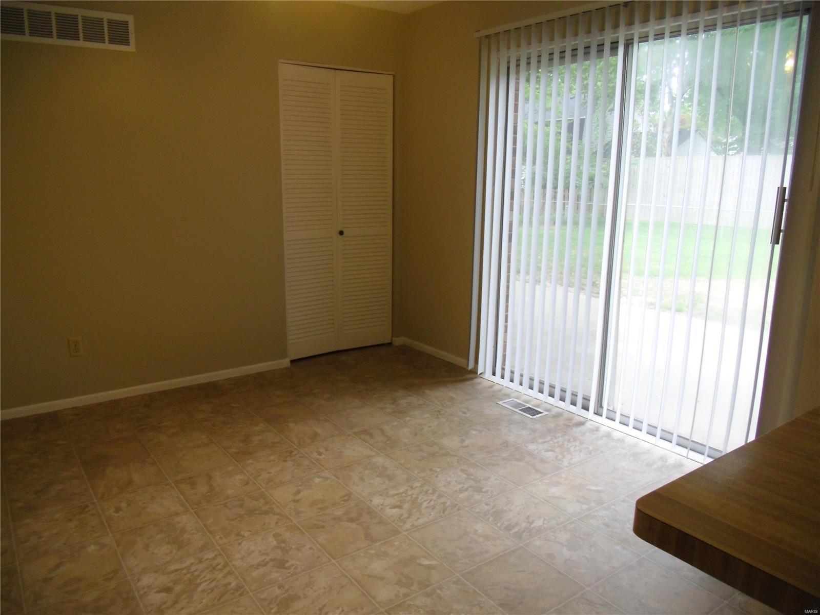904 Reiss Road O'Fallon, IL 62269 - Photo 14 of 50 Gallery Image 14