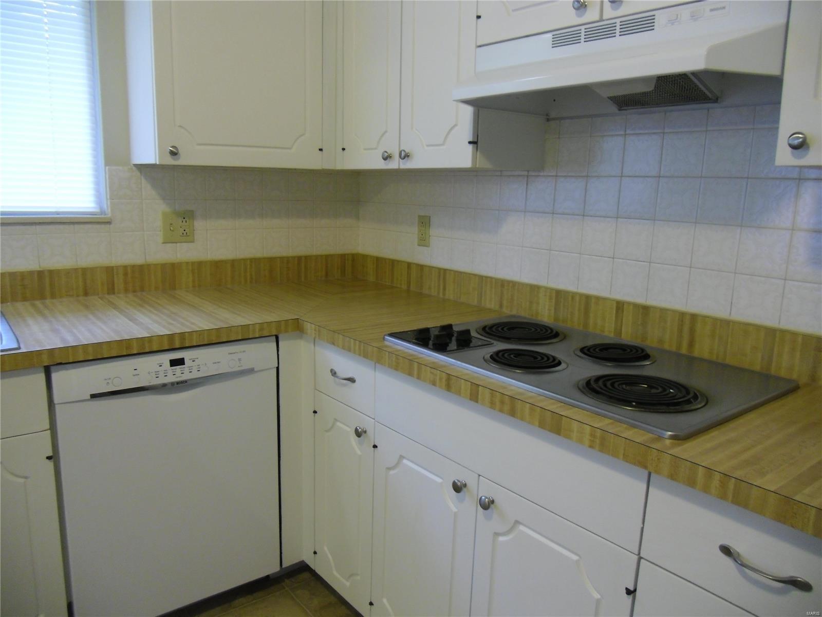 904 Reiss Road O'Fallon, IL 62269 - Photo 19 of 50 Gallery Image 19