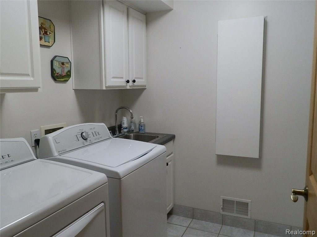 5124 Elms Road Flushing, MI 48433 - Photo 16 of 24 5124 N Elms.16