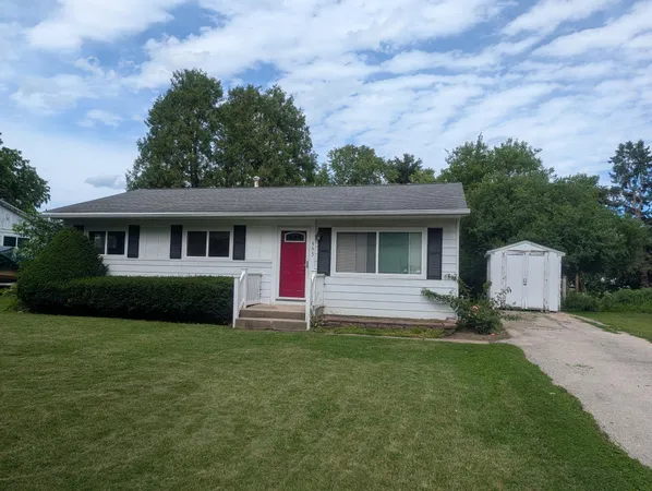 $265,000 | 553 Park Avenue, Delavan, WI 53115