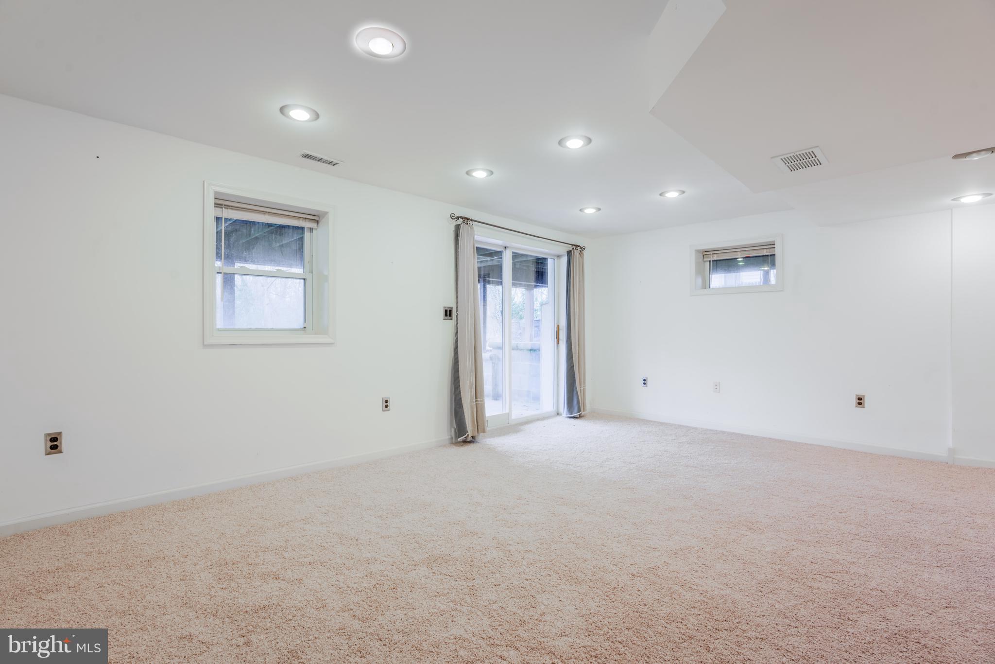 1439 Kent Road Baltimore, MD 21221 - Photo 19 of 22 Gallery Image 19
