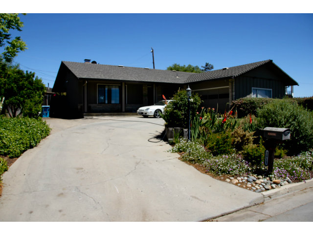 2011 Valley View Road Hollister, CA 95023 - Photo 1 of 25 Gallery Image 1