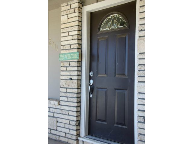 2011 Valley View Road Hollister, CA 95023 - Photo 4 of 25 Gallery Image 4