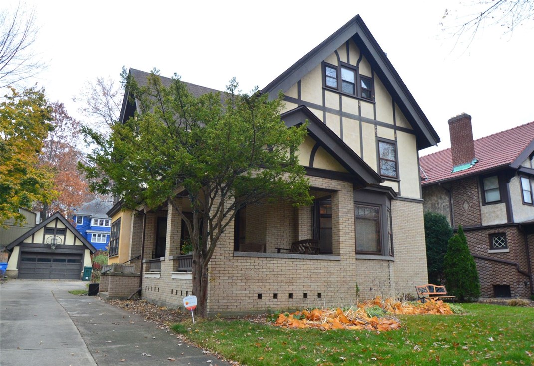 247 Seneca Parkway Rochester, NY 14613 - Photo 1 of 1