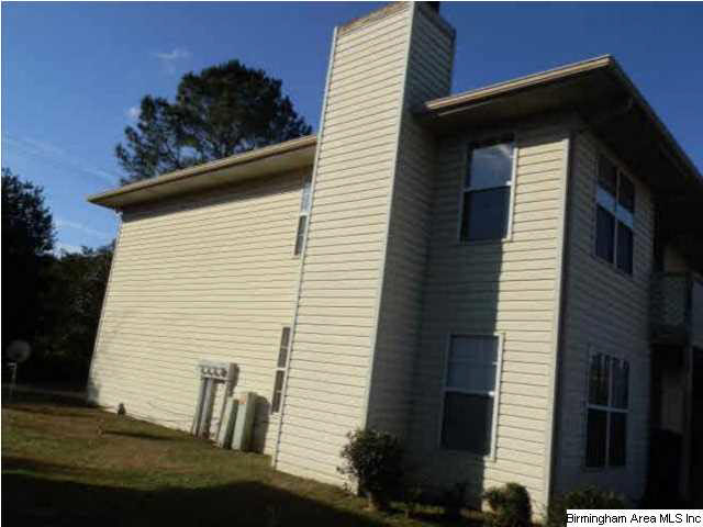 816 Willow Point, Unit 4 Anniston, AL 36206 - Photo 2 of 17