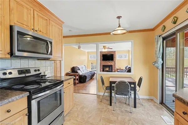 $455,995 | 6211 Oak Forest Court, Summerfield, NC 27358