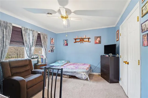 $455,995 | 6211 Oak Forest Court, Summerfield, NC 27358