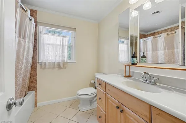 $455,995 | 6211 Oak Forest Court, Summerfield, NC 27358