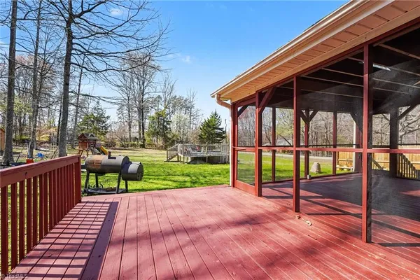 $455,995 | 6211 Oak Forest Court, Summerfield, NC 27358