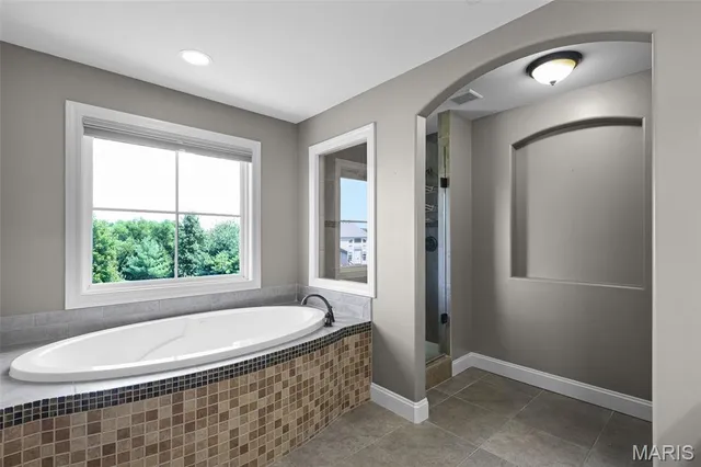 $650,000 | 3348 Drysdale Court, Edwardsville, IL 62025