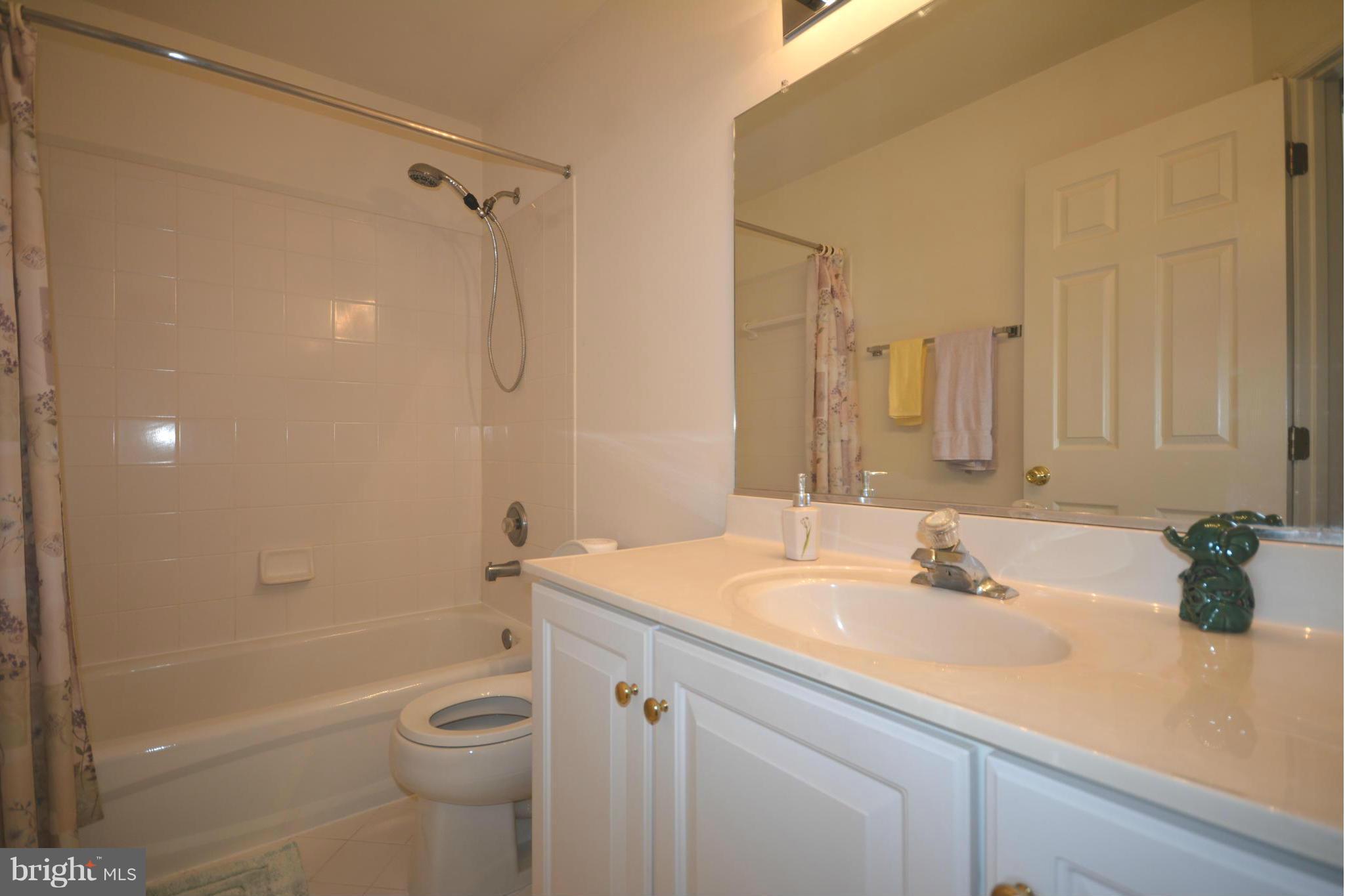 6 Case Street Gaithersburg, MD 20878 - Photo 15 of 30 Bath