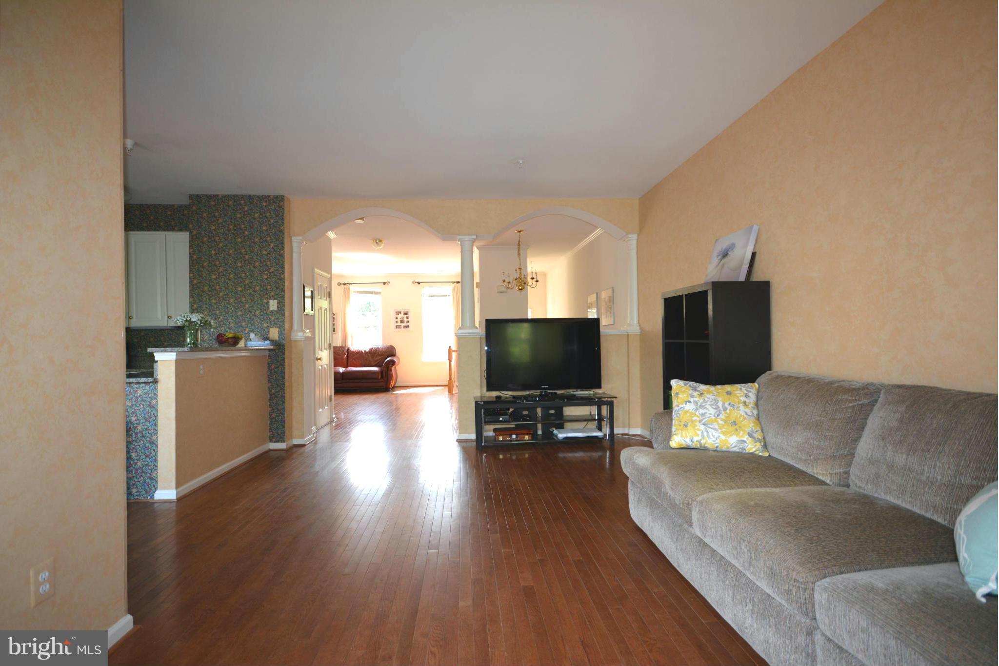 6 Case Street Gaithersburg, MD 20878 - Photo 4 of 30 Family Room 3