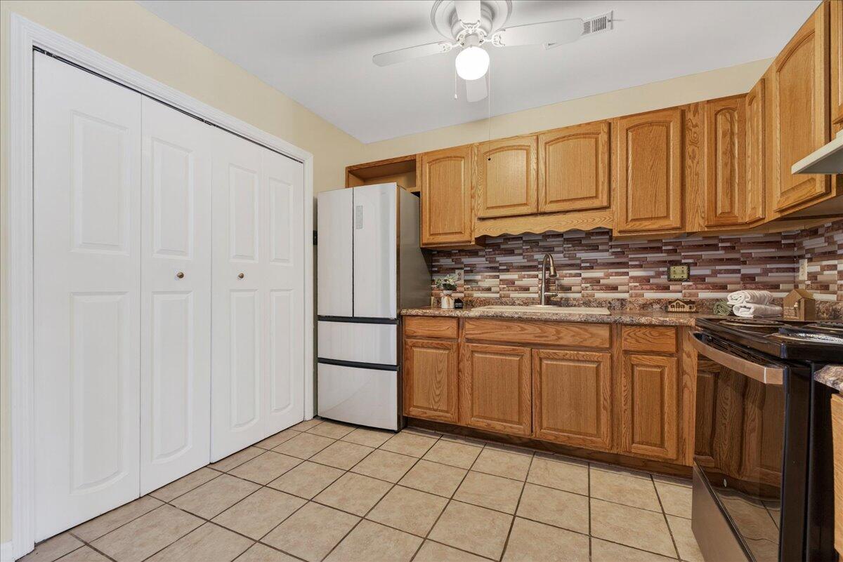 3 Teaneck Road Goose Creek, SC 29445 - Photo 10 of 19 3 Teaneck