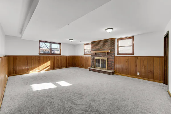 $386,000 | 9220 Wildwood Drive, Highland, IN 46322
