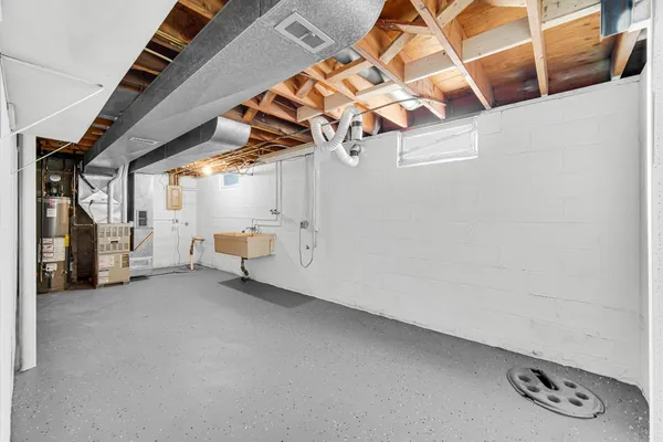 $386,000 | 9220 Wildwood Drive, Highland, IN 46322