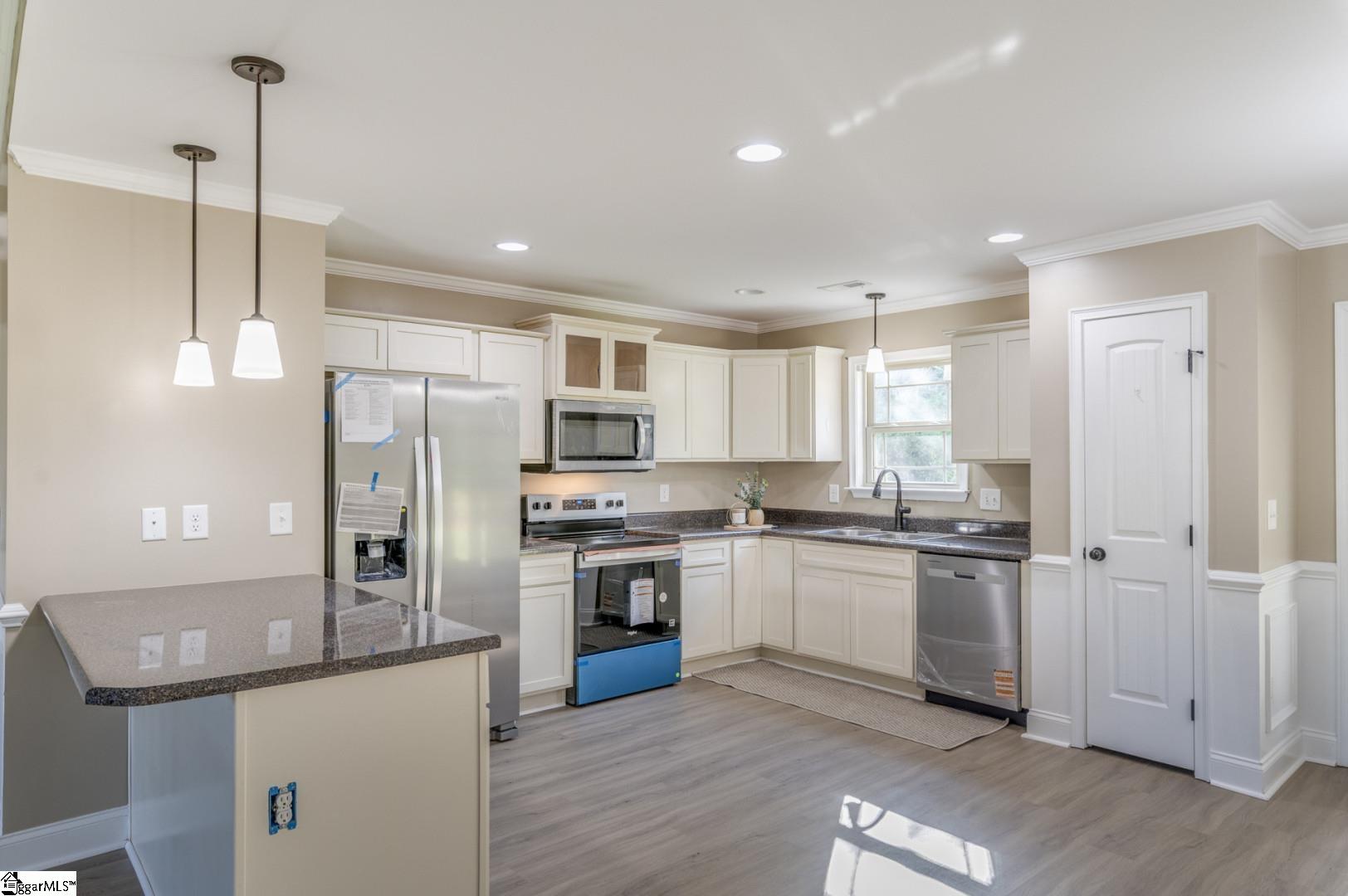 121 Stanmoore Drive Anderson, SC 29621 - Photo 12 of 35