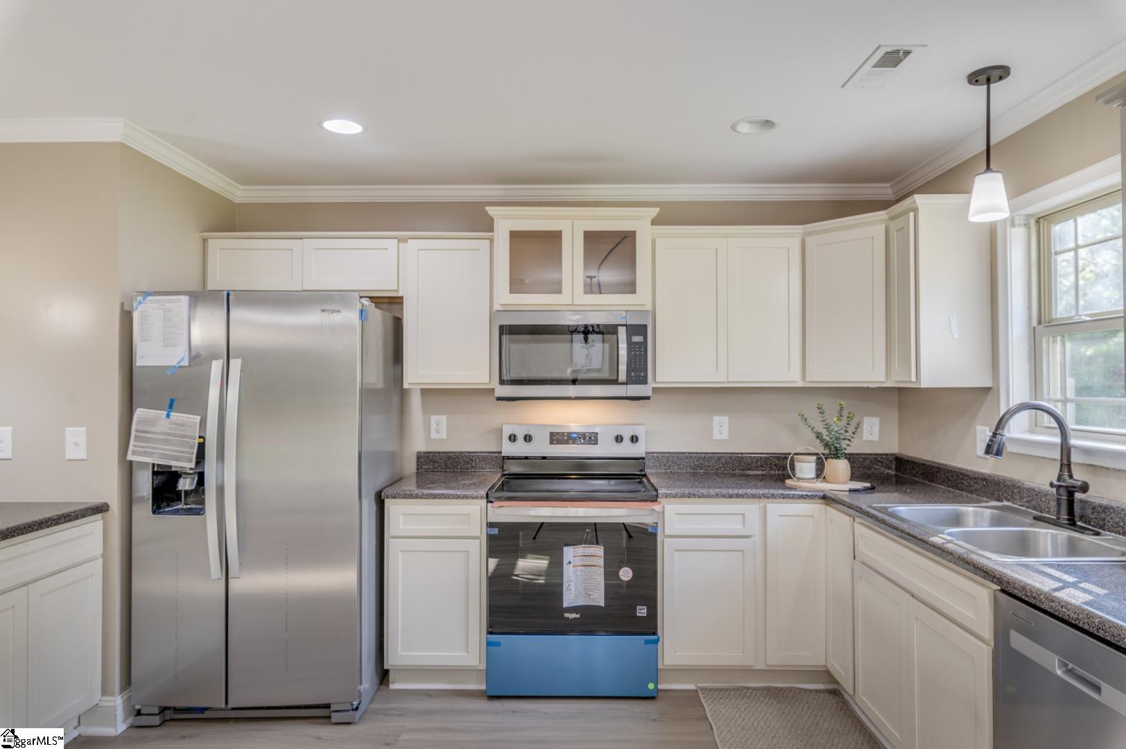 121 Stanmoore Drive Anderson, SC 29621 - Photo 10 of 35