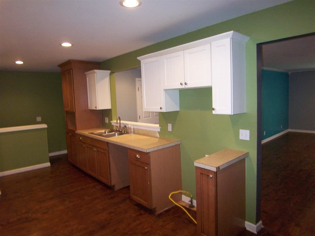 6367 Turner Road Flushing, MI 48433 - Photo 7 of 34 21472735-6.JPG