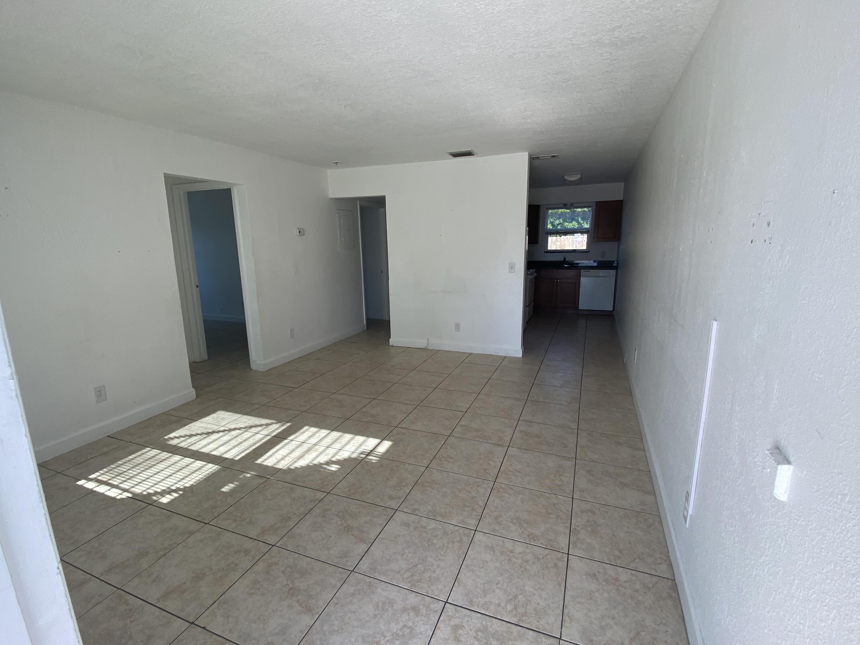 1618 West 26th Court, Unit B Riviera Beach, FL 33404 - Photo 2 of 3 IMG_6683