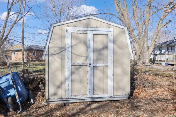 $257,500 | 305 2nd Street Northeast, Medford, MN 55049