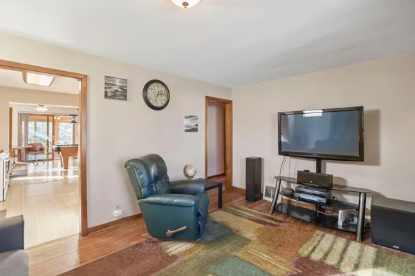 $257,500 | 305 2nd Street Northeast, Medford, MN 55049