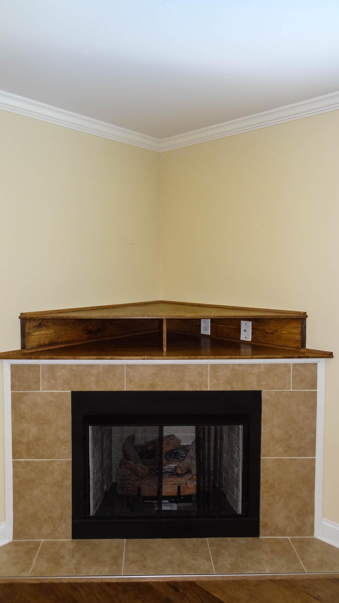 8215 Igou Gap Road Chattanooga, TN 37421 - Photo 9 of 23 Living Room