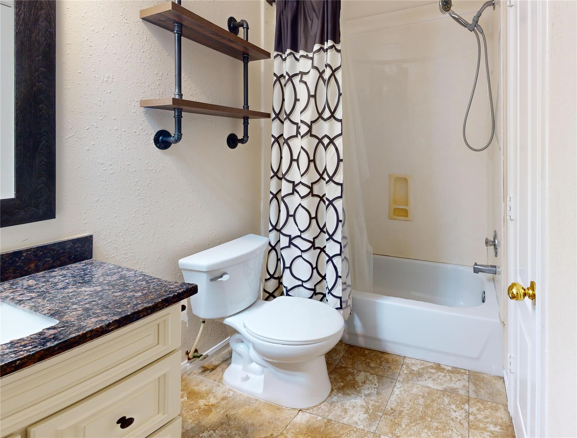 6014 Knollwood Trail Spring, TX 77373 - Photo 28 of 31 Guest Bathroom View