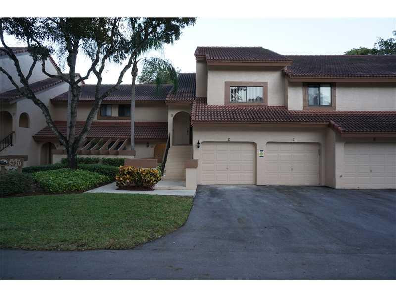 5720 Coach House Circle, Unit C Boca Raton, FL 33486 - Photo 1 of 16 Exterior Front.