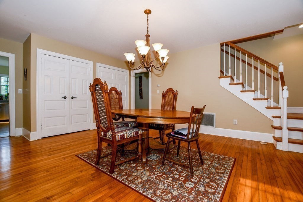465 Point Road Marion, MA 02738 - Photo 11 of 38