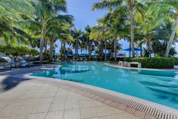 $7,500 | 1 North Ocean Boulevard, Unit 812, Pompano Beach, FL 33062