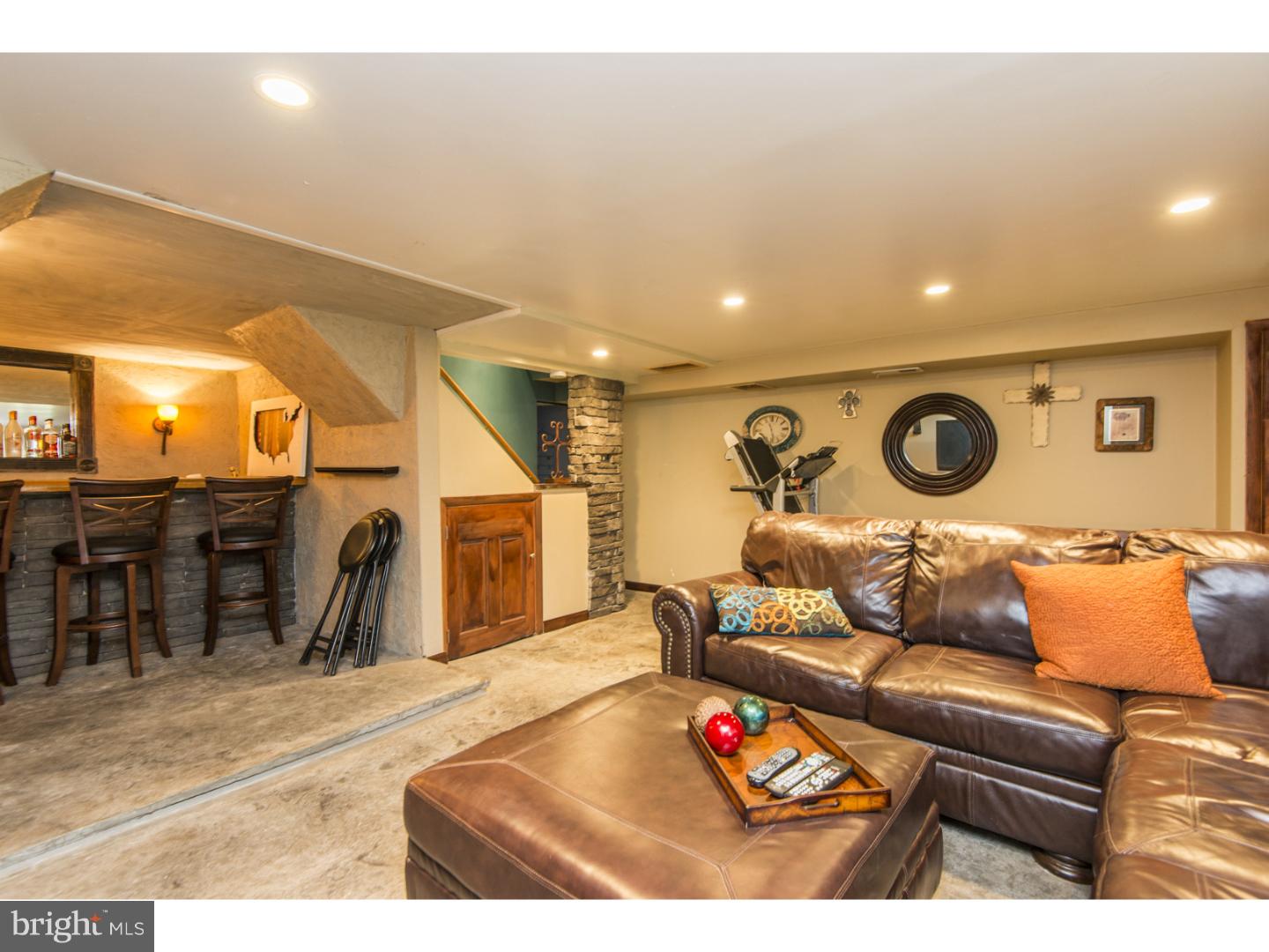 12413 Balston Road Philadelphia, PA 19154 - Photo 13 of 25