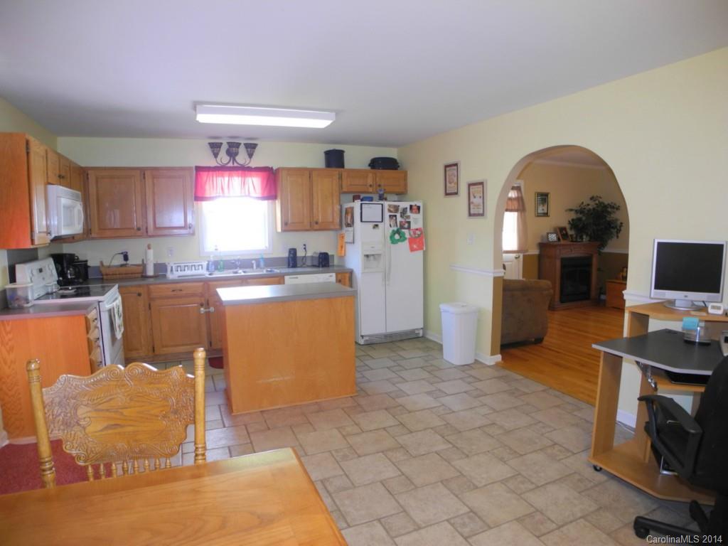906 Shoal Road Lincolnton, NC 28092 - Photo 7 of 24 Gallery Image 7